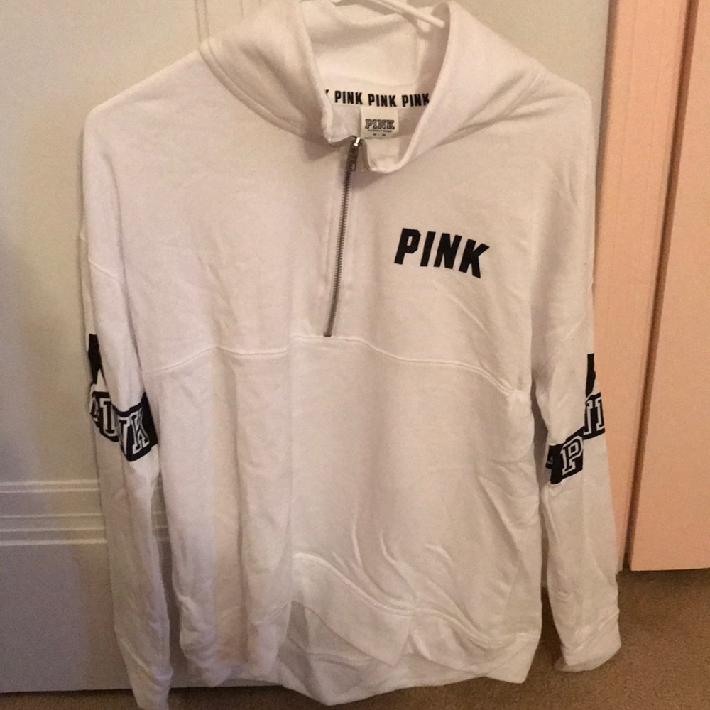Victoria’s Secret quart zip